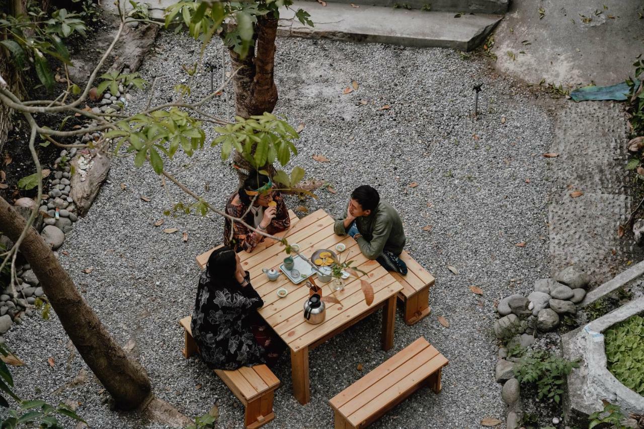 Dulan The Travel Bug Bistro Inn Thị trấn Đông Hà Ngoại thất bức ảnh